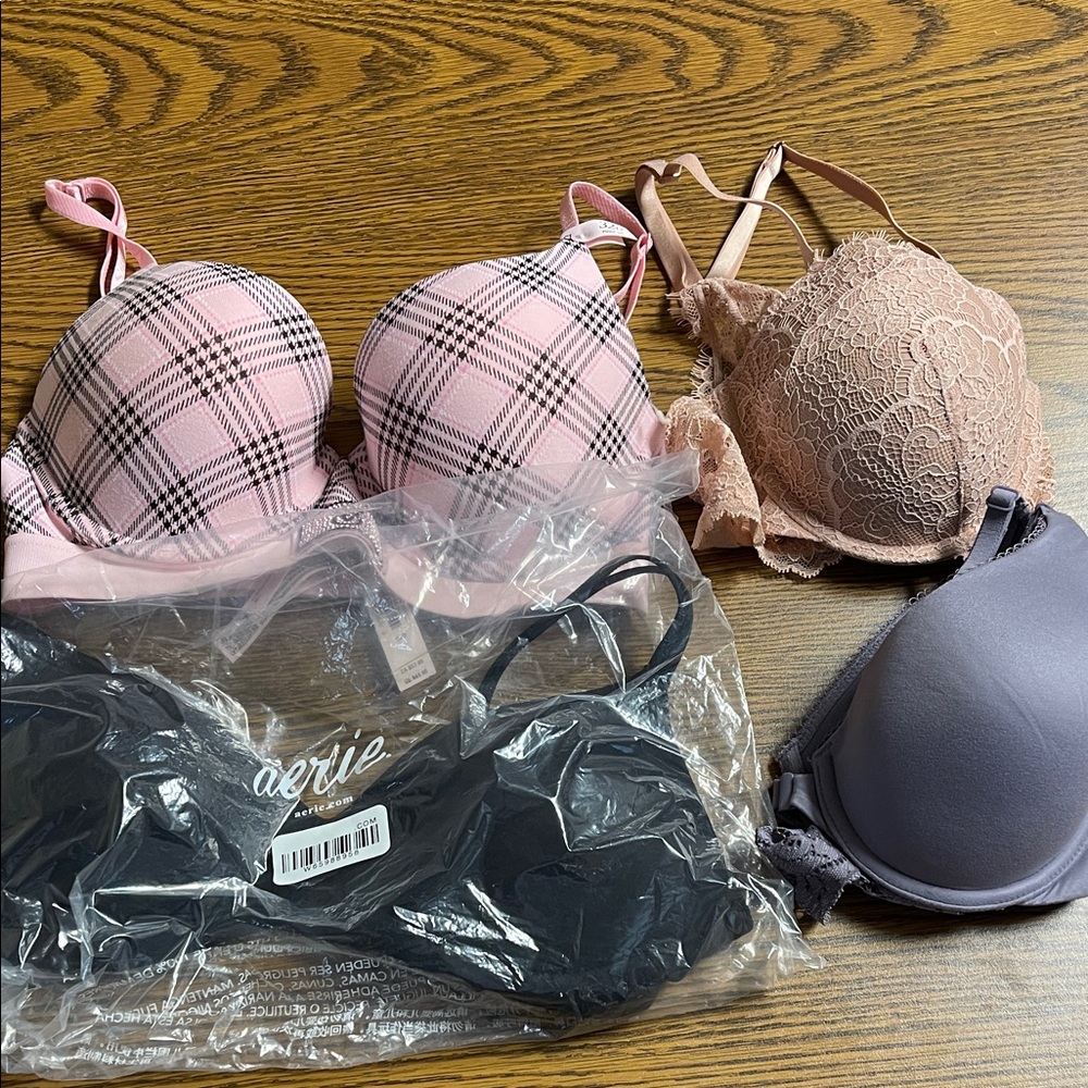 Women’s 32D Bra Bundle